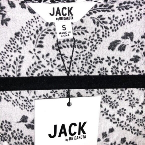 Street Wrap Top Ivory & Black Long Sleeves with Slit Small Jack By BB Dakota NWT - Picture 5 of 12